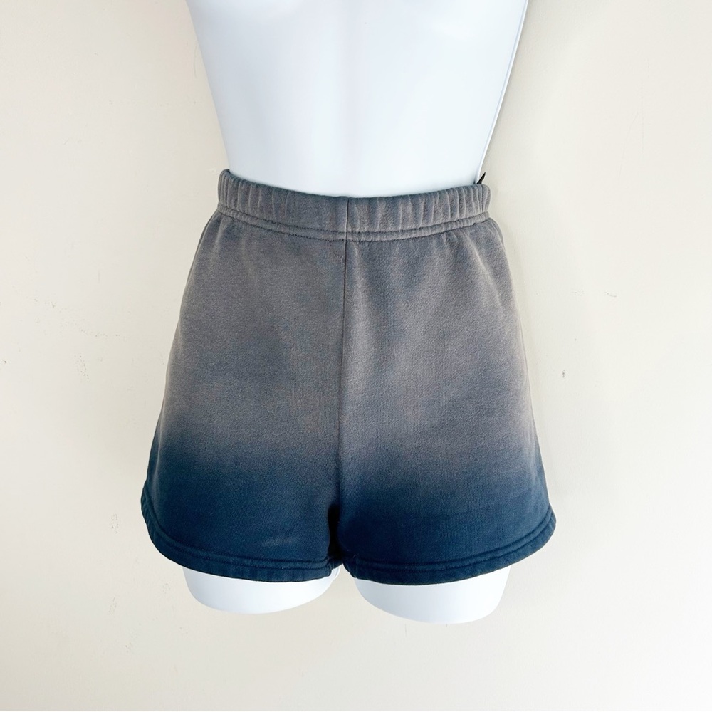 Aritzia TNA Cozy Fleece Perfect High Rise 3” Sweat Shorts Ombre Navy Grey XS - Picture 8 of 15